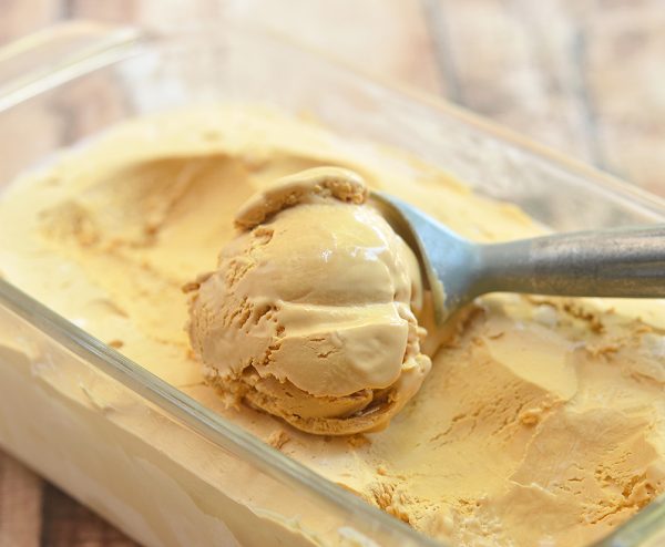 Dulce de Leche Ice Cream (5-Minute Recipe)