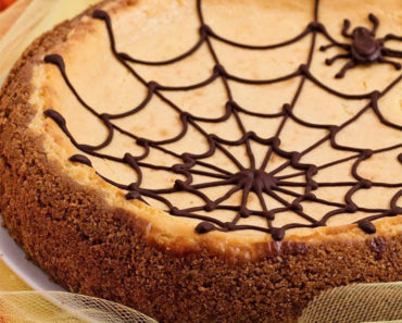 Traditional Cheesecake Recipe (with Chocolate Sauce)