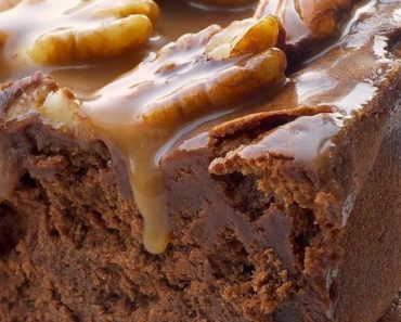 Dark Chocolate Caramel Pecan Soufflé Cake Recipe