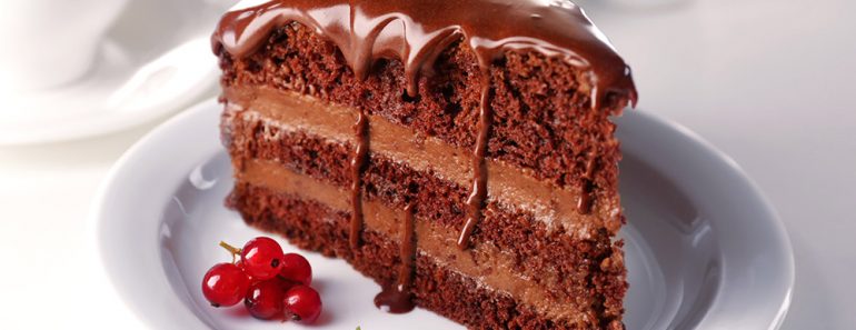Dark Chocolate Mousse Cake (Jamie Oliver Favorite) Dark Chocolate Mousse Cake (Jamie Oliver Favorite)
